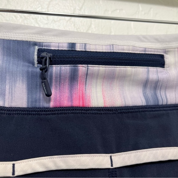 Lululemon Turbo Run Short Size 8 Navy Blue - Picture 4 of 8